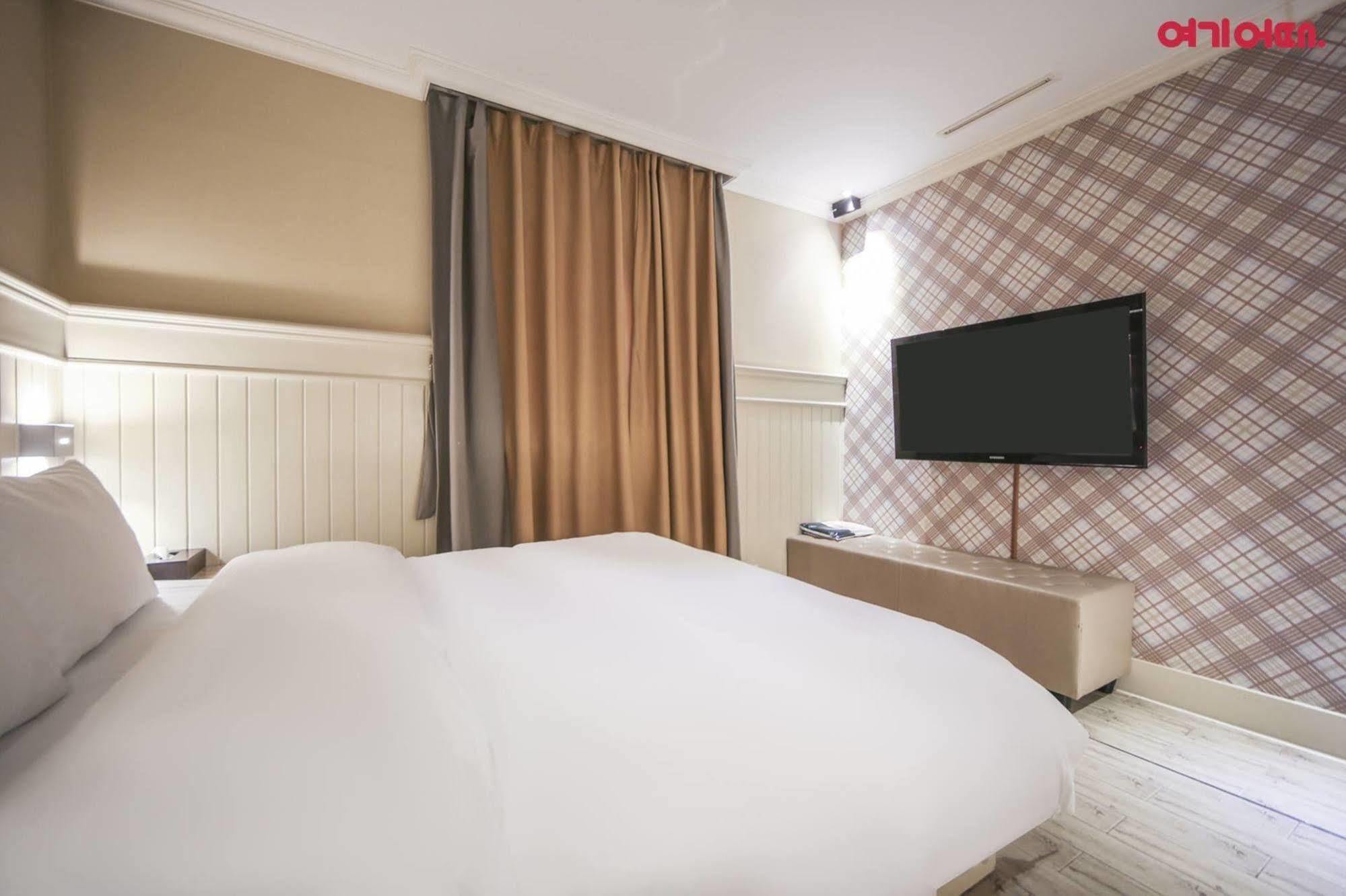 My Hotel Бучеон Екстериор снимка